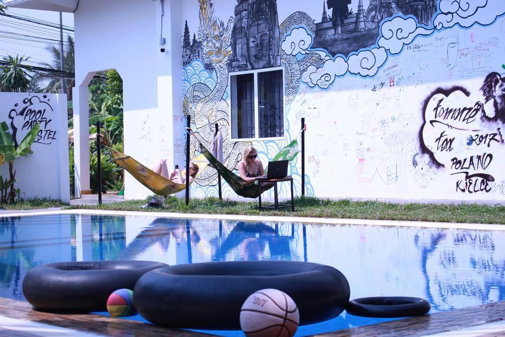Pool Party Hostel Siem Reap Exteriör bild